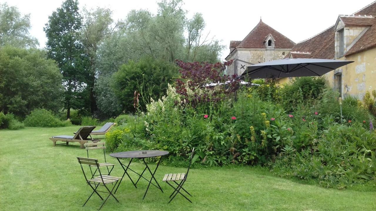 Le Bourgis Bed & Breakfast La Chapelle-Montligeon Exterior foto