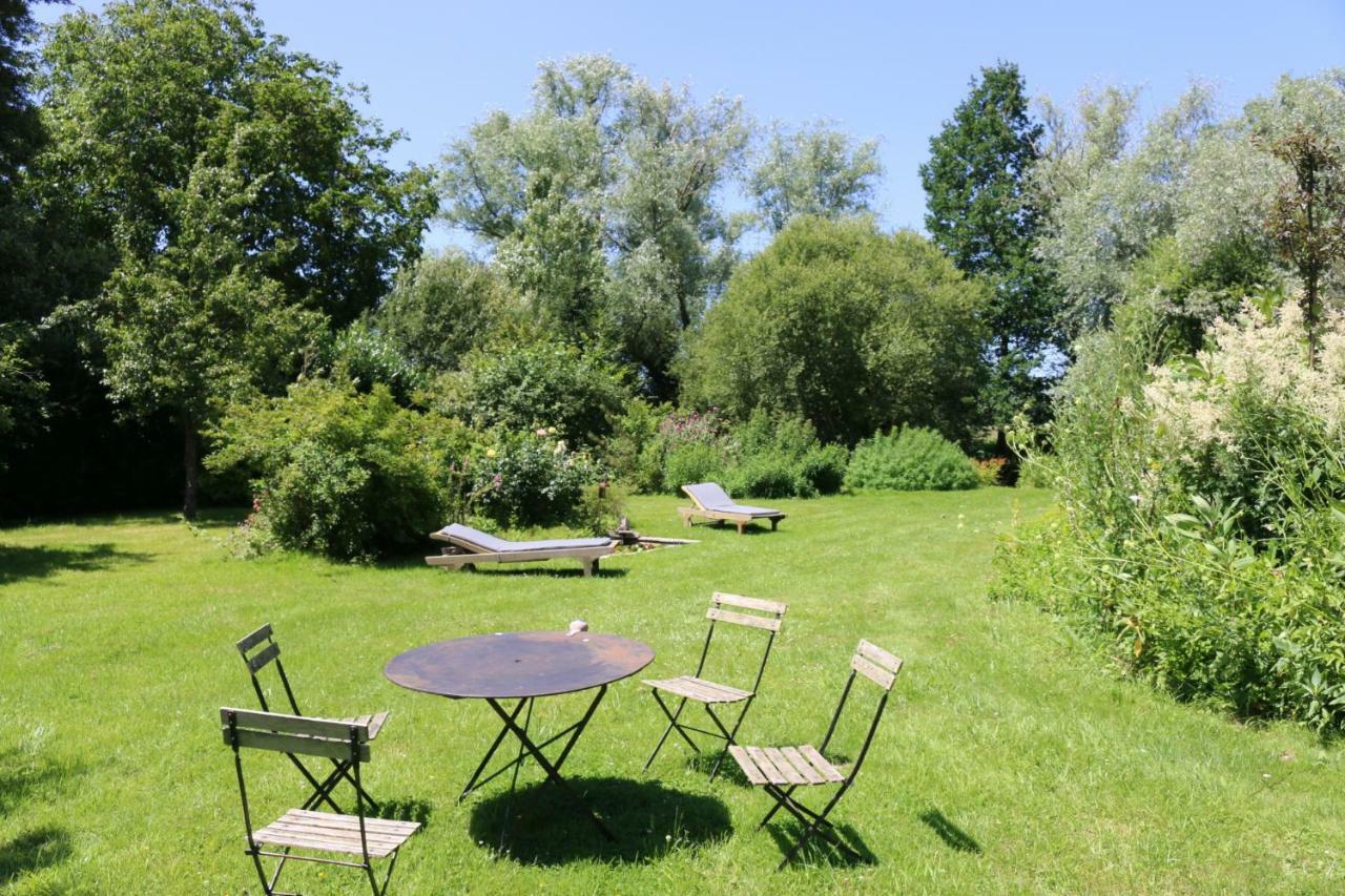 Le Bourgis Bed & Breakfast La Chapelle-Montligeon Exterior foto